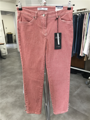 perfshape7/8-13-04 raye rouge